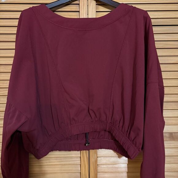 Balance Athletica Oversized cropped crewneck size medium - Picture 2 of 6